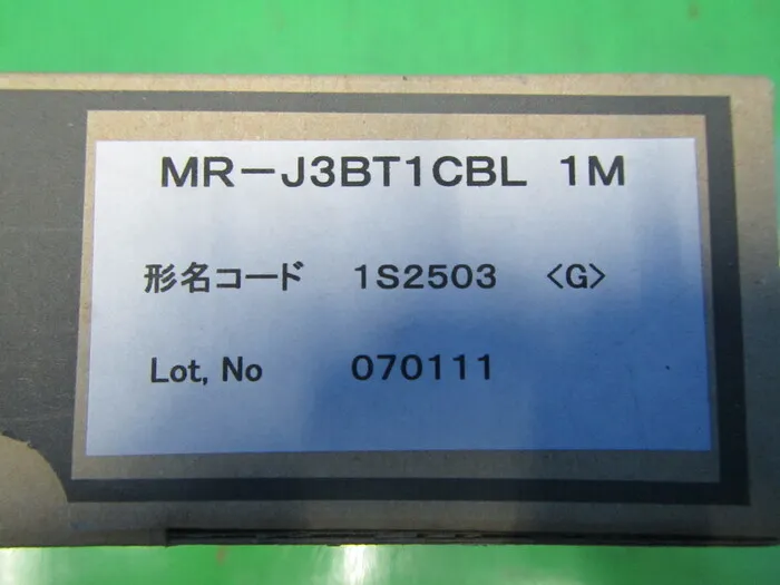 미쓰비시 전기 MR-J3BT1CBL1M 배터리 연결용 케이블 상세 이미지 - ASKINDEX 코리아