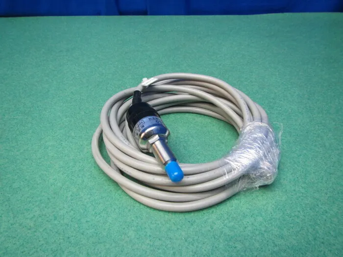 아넬바 TG-550 진공 게이지