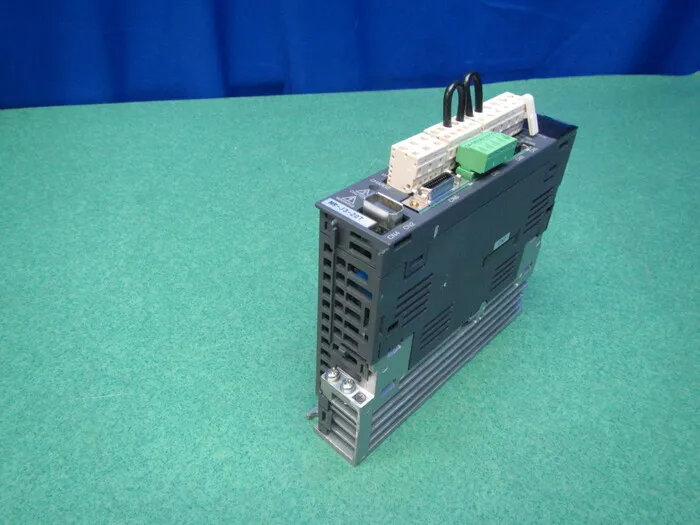 미쓰비시 전기 MR-J3-20T 서보 드라이버