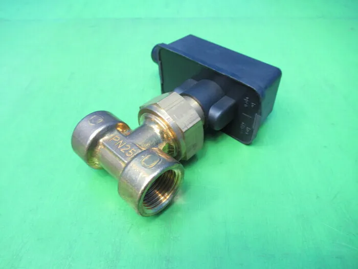 CUT VHS15MK/1.6PN25 Flow Switch Detail Image - ASKINDEX Korea