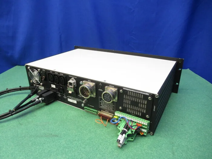 Leybold MD1000 Turbomolecular Pump Controller Detail Image - ASKINDEX Korea
