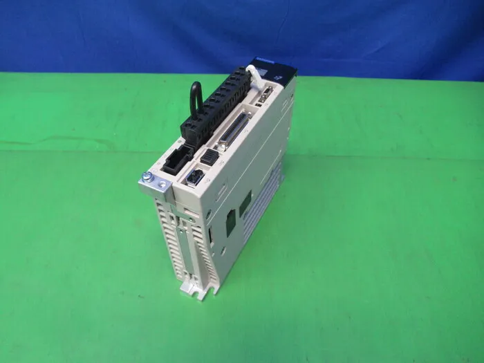 야스카와 전기 SGD7S-R90A00A 서보 드라이버 상세 이미지 - ASKINDEX 코리아