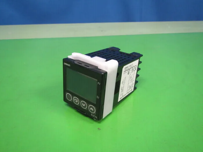 오므론 E5CN-R2TD 온도 콘트롤라