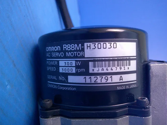 오므론 R88M-H30030 AC 서보 모터 상세 이미지 - ASKINDEX 코리아