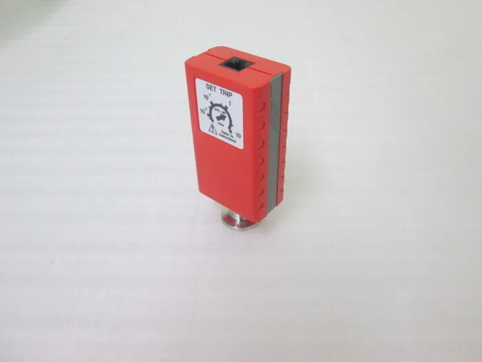 en_エドワーズ APG/MP/NW16 en_真空ゲージ