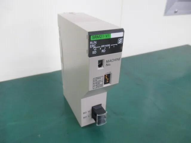 오므론 C200HW-SRM21-V1 시퀀서