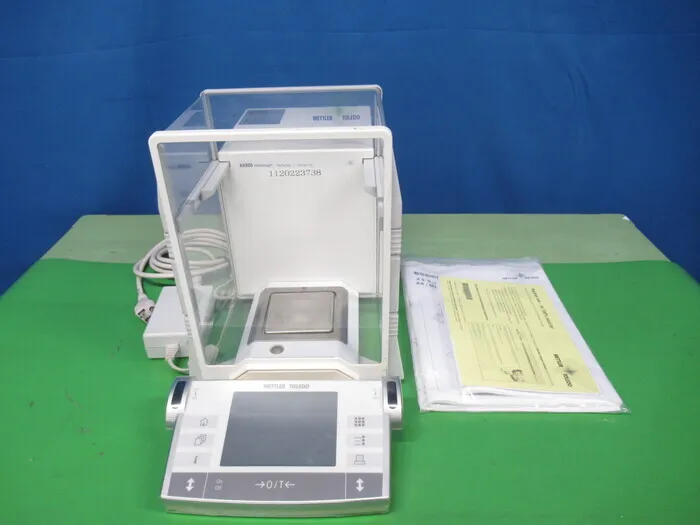 메틀러 톨레도 AX205DR 전자 저울