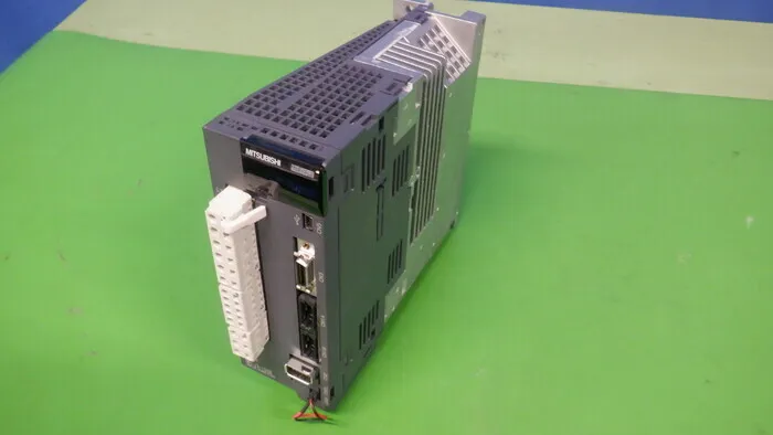 미쓰비시 전기 MR-J3-100B AC 서보 드라이버