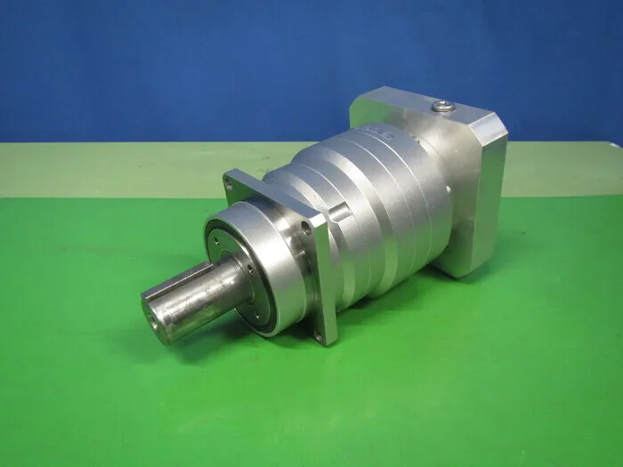 니덱 VRS-100B-35-K3-28HF24 감속기
