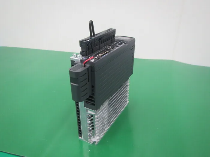 Keyence SV-040L2 서보 드라이버
