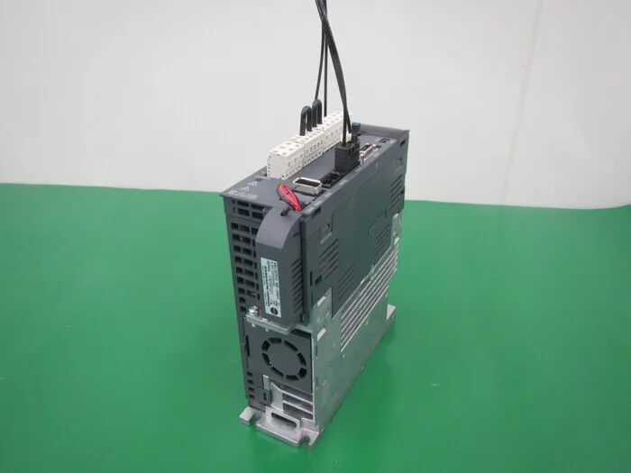 미쓰비시 전기 MR-J3-100B 서보 드라이버