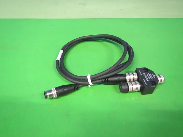 Keyence GS-Y11 Y-connector Detail Image - ASKINDEX Korea