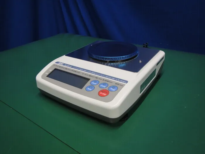 에이앤디 EK-320iR 전자저울