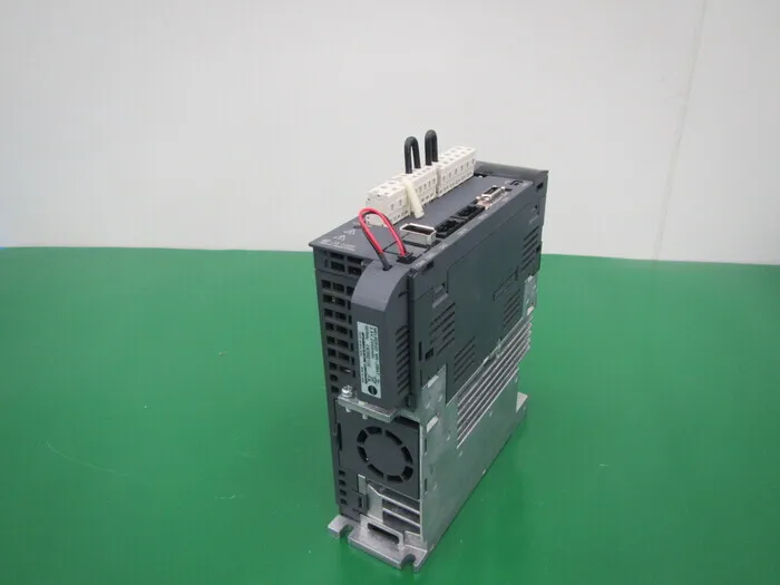 미쓰비시 전기 MR-J3-100B 서보 드라이버