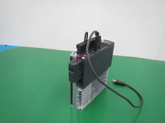 Keyence SV-040L2 서보 드라이버