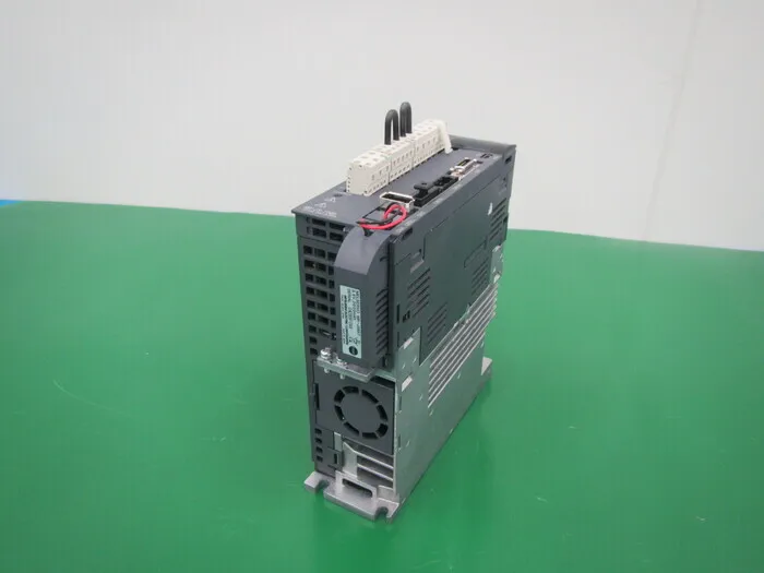 미쓰비시 전기 MR-J3-100B 서보 드라이버