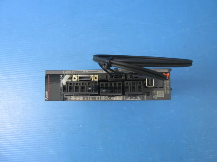 Mitsubishi Electric MR-J4-20B Servo driver Detail Image - ASKINDEX Korea