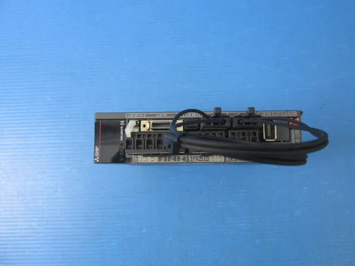 Mitsubishi Electric MR-J4-20B Servo driver Detail Image - ASKINDEX Korea