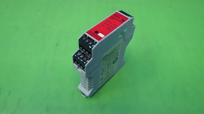 오므론 G9SX-NS202 도어 스위치 컨트롤러