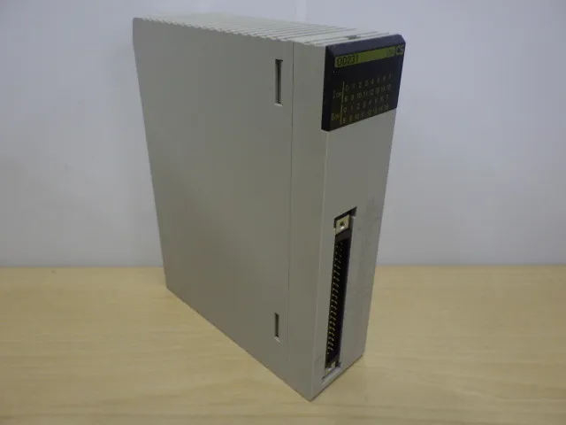 Omron CS1W-OD231 Sequencer (PLC) output unit Detail Image - ASKINDEX Korea
