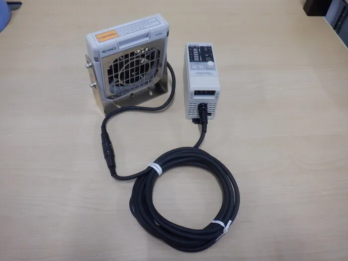 Keyence SJ-F010 + SJ-F100 이오나이저(일체형 세트・제전 블로어 타입)