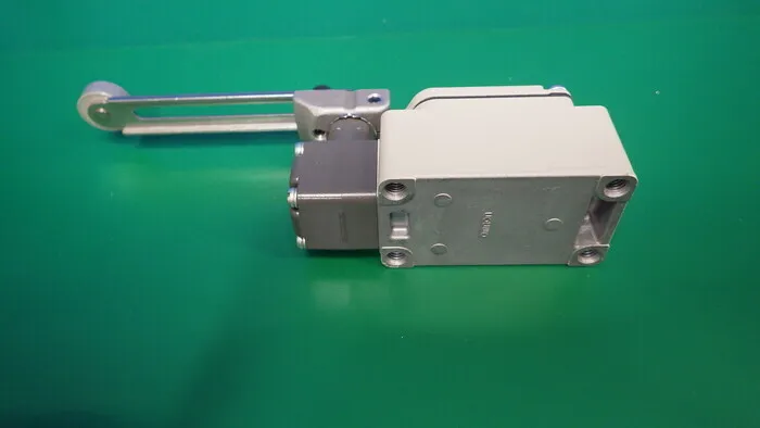 Omron WLG12-TH Limit switch Detail Image - ASKINDEX Korea
