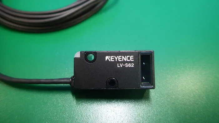 Keyence LV-S62 Sensor head (retroreflective parallel light area) Detail Image - ASKINDEX Korea