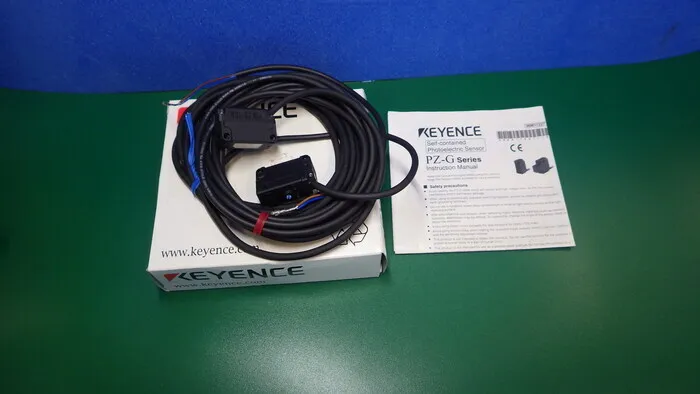 Keyence PZ-G51N(PZ-G51NR/PZ-G5 광원 센서 (앰프 내장)