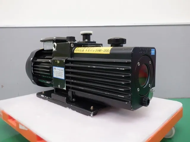 ULVAC GLD-201A Rotary pump