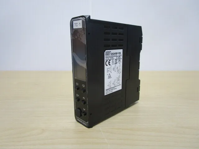 오므론 E5DC-QX2ASM-002 온도 조절기