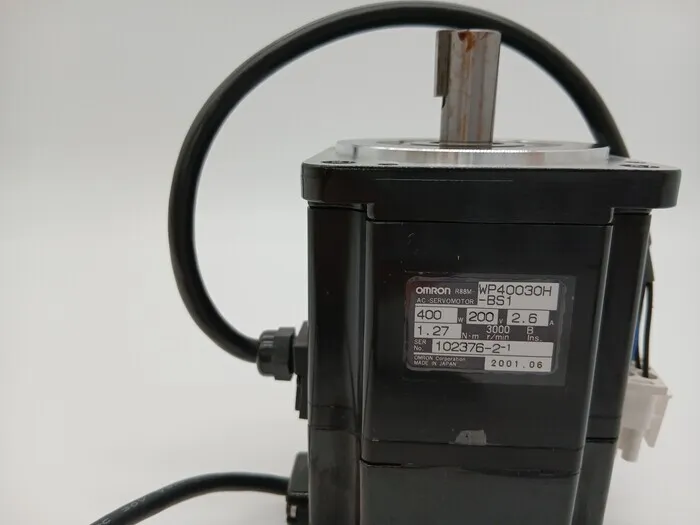 Omron R88M-WP40030H-BS1 AC servo motor Detail Image - ASKINDEX Korea