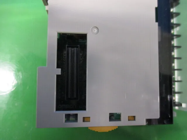 Omron CJ1W-DA021 Sequencer (PLC) Analog Output Unit Detail Image - ASKINDEX Korea