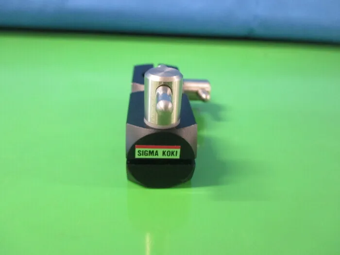 Sigma Optical Co., Ltd.  Cross clamp Detail Image - ASKINDEX Korea