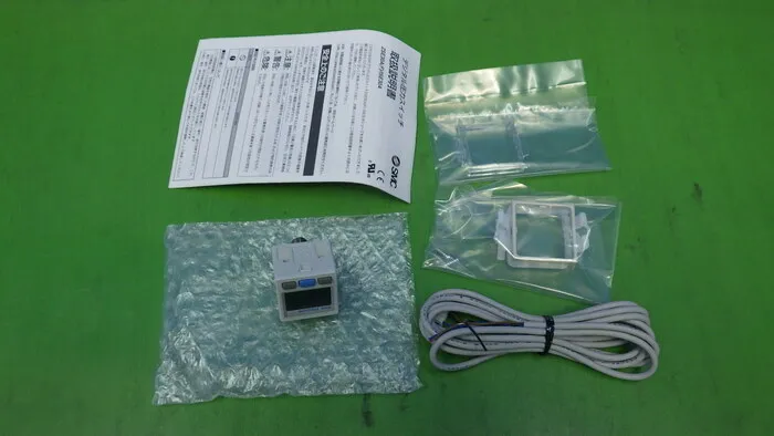 SMC ZSE30A-01-N-MLD 디지털 압력 스위치