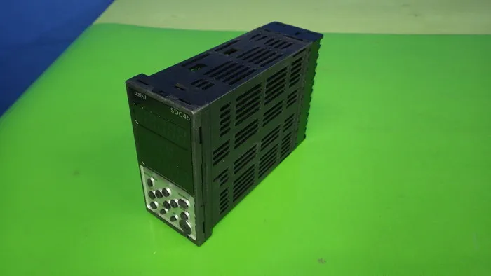 Azbil SDC45 Digital Indicating Regulator Detail Image - ASKINDEX Korea