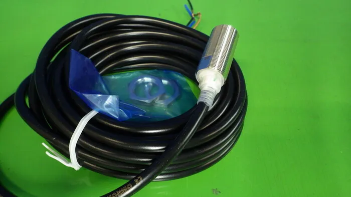 Omron E2EH-X7C1 Proximity sensor Detail Image - ASKINDEX Korea