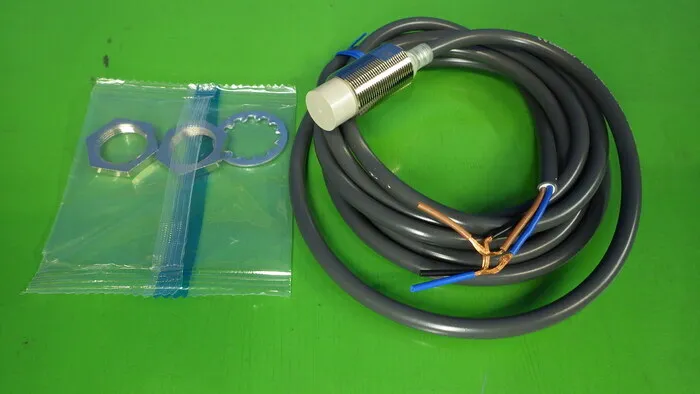 Omron E2E-X10ME1 Proximity sensor Detail Image - ASKINDEX Korea