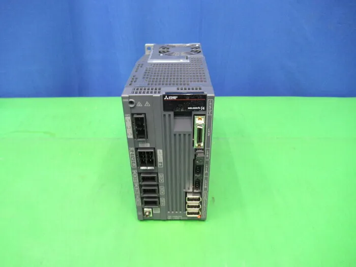 Mitsubishi Electric MR-J4W3-222B AC Servo Driver Detail Image - ASKINDEX Korea