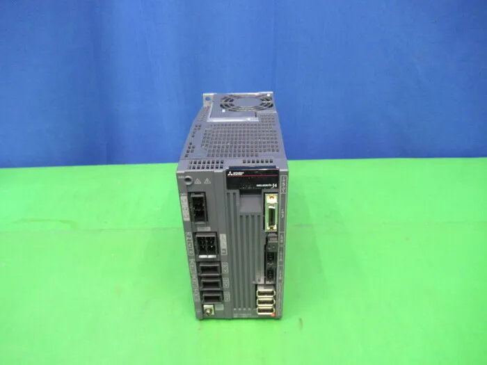 Mitsubishi Electric MR-J4W3-222B AC Servo Driver Detail Image - ASKINDEX Korea