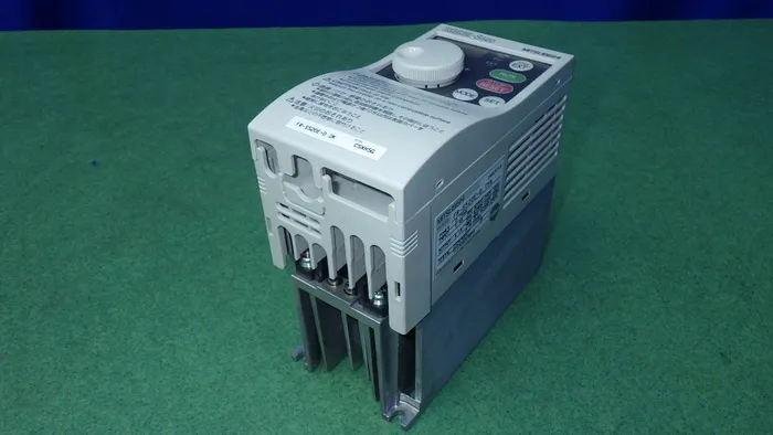 Mitsubishi Electric FR-S520E-0.75K inverter Detail Image - ASKINDEX Korea
