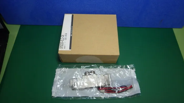 SMC SY5220-5LZ-C4 솔레노이드 밸브(파일럿식 5포트)