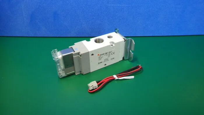 SMC VP542RT-5MZ1-03A-F 솔레노이드 밸브(파일럿식 3포트)