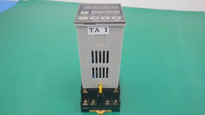 Yamabu Honeywell SDC10 Temperature controller Detail Image - ASKINDEX Korea