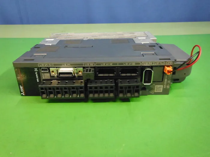 Mitsubishi Electric MR-J4-10B Servo driver Detail Image - ASKINDEX Korea