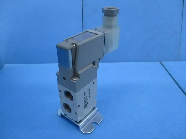 ＳＭＣ VP342T-5DZE1-02A-F 3포트 솔레노이드 밸브
