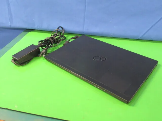 후지쯔 FMVWD2U27L PC (노트 타입)