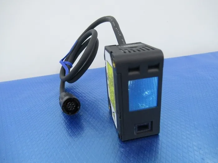 오므론 ZX2-LD50L 레이저 변위 센서 (스마트 센서) 센서 헤드 상세 이미지 - ASKINDEX 코리아