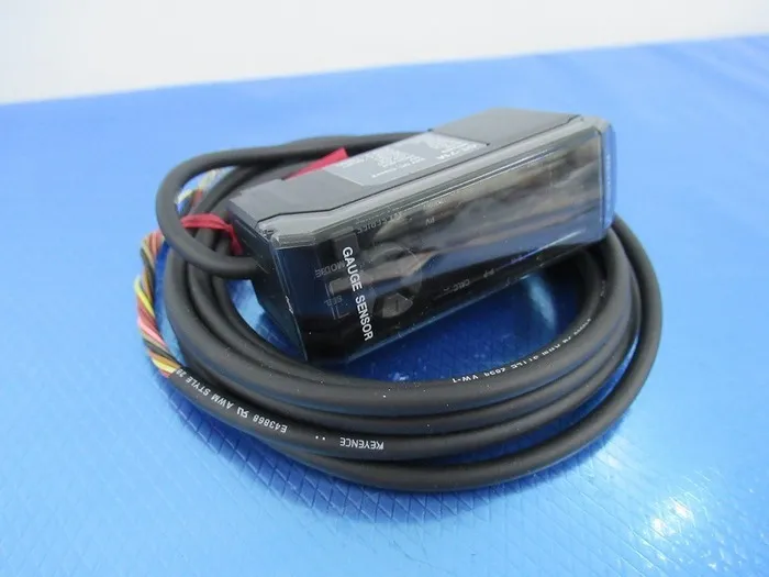 ko_キーエンス GT-71A ko_汎用接触式デジタルセンサアンプユニット(親機)