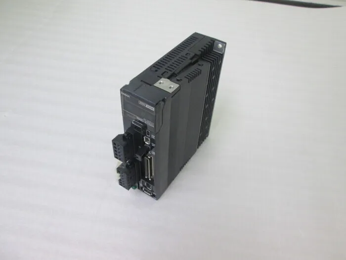 오므론 R88D-KT02H 서보 드라이버