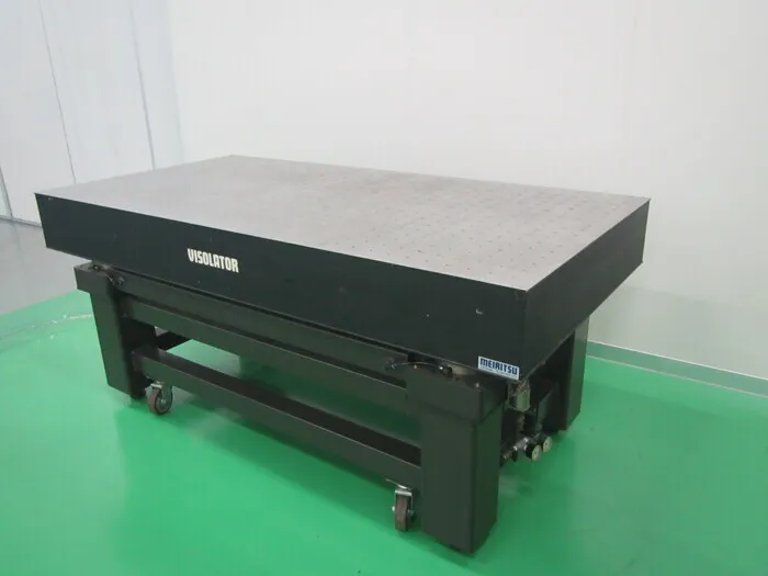 en_明立精機 AMF-1809K1 en_光学防振台